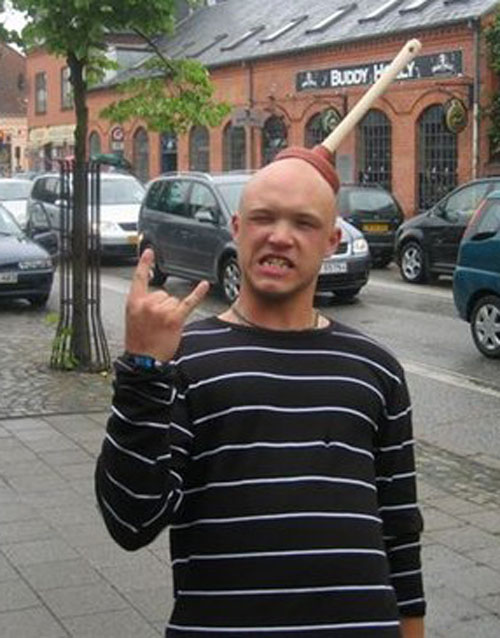 ТОП 20 странных нарядом мужчин