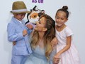 Дженнифер Лопес вместе с детьми посетила премьеру мультфильма (фото)