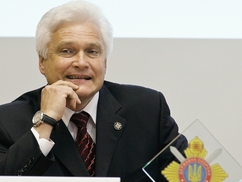 Игорь Калинин