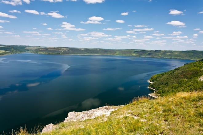Краса поруч: ТОП-8 невідомих водойм України