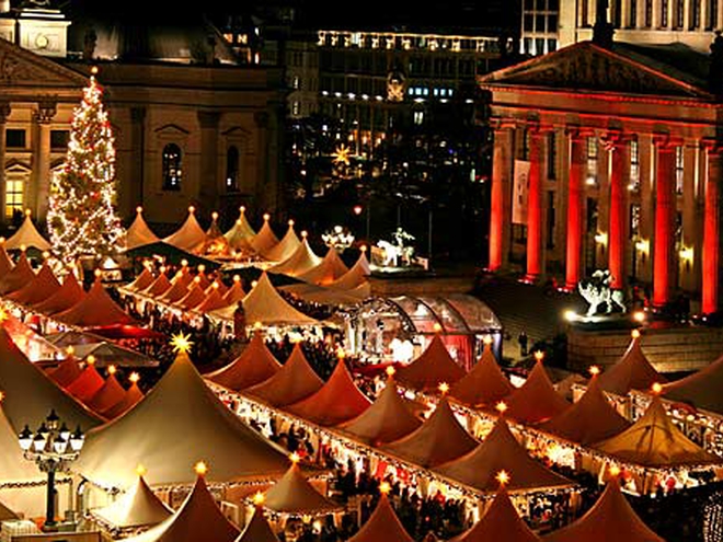 Різдвяні ярмарки: Рождественские ярмарки: Weihnachtszauber Gendarmenmarkt