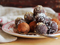 Конфеты из сухофруктов: три рецепта оригинальных сладостей