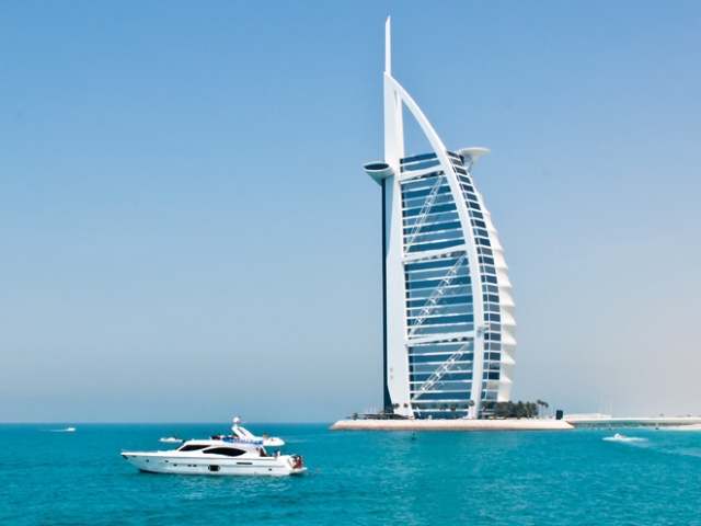 Ошеломляющая роскошь отеля Burj Al Arab. Невероятные отели мира