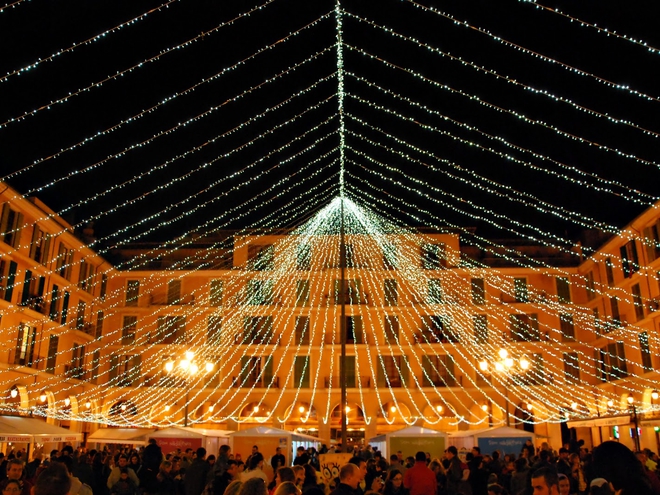 Різдвяні ярмарки: Mercado navide&ntilde;o en la Plaza Mayor