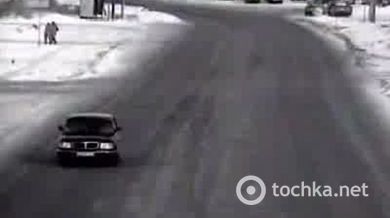 Нарезка дтп с камер наблюдения. Жестко