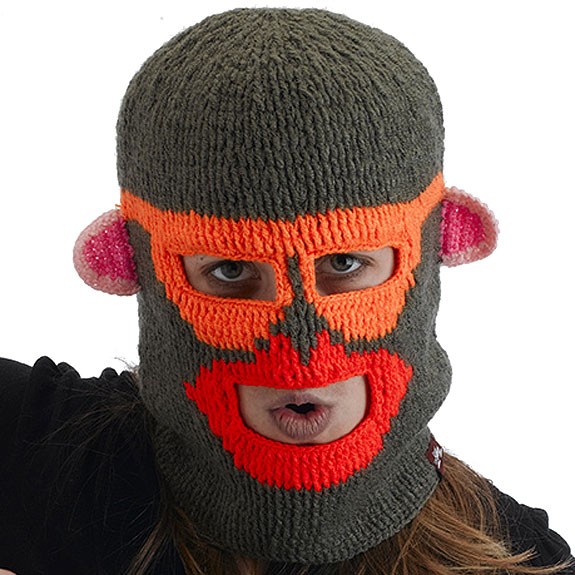 вязанные шапки в Москве