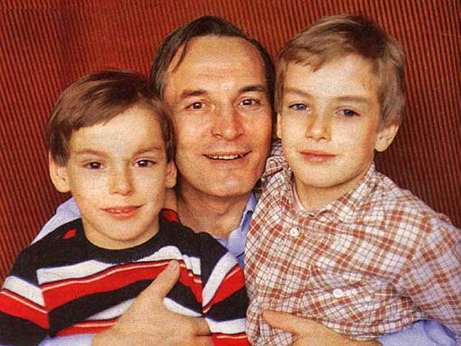 Василий Лановой