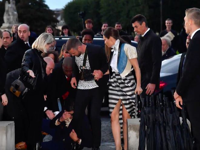 Пранкер Віталій Седюк, який оголив сідниці на Євробаченні, напав на Джастіна Тімберлейка