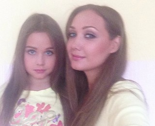 Qora Anjelika bilan avtobusda jinsiy aloqa Astraxanda uy qurilishi jinsiy aloqa video