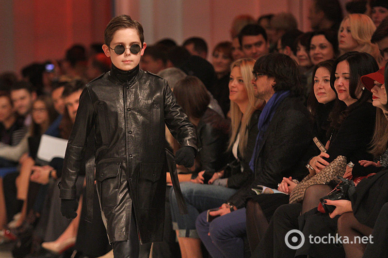 Показ ANISIMOV for 9,5