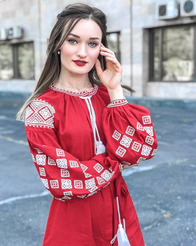 Диана Глостер