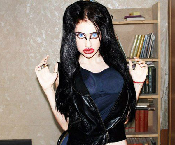 Красотки из социальных сетей