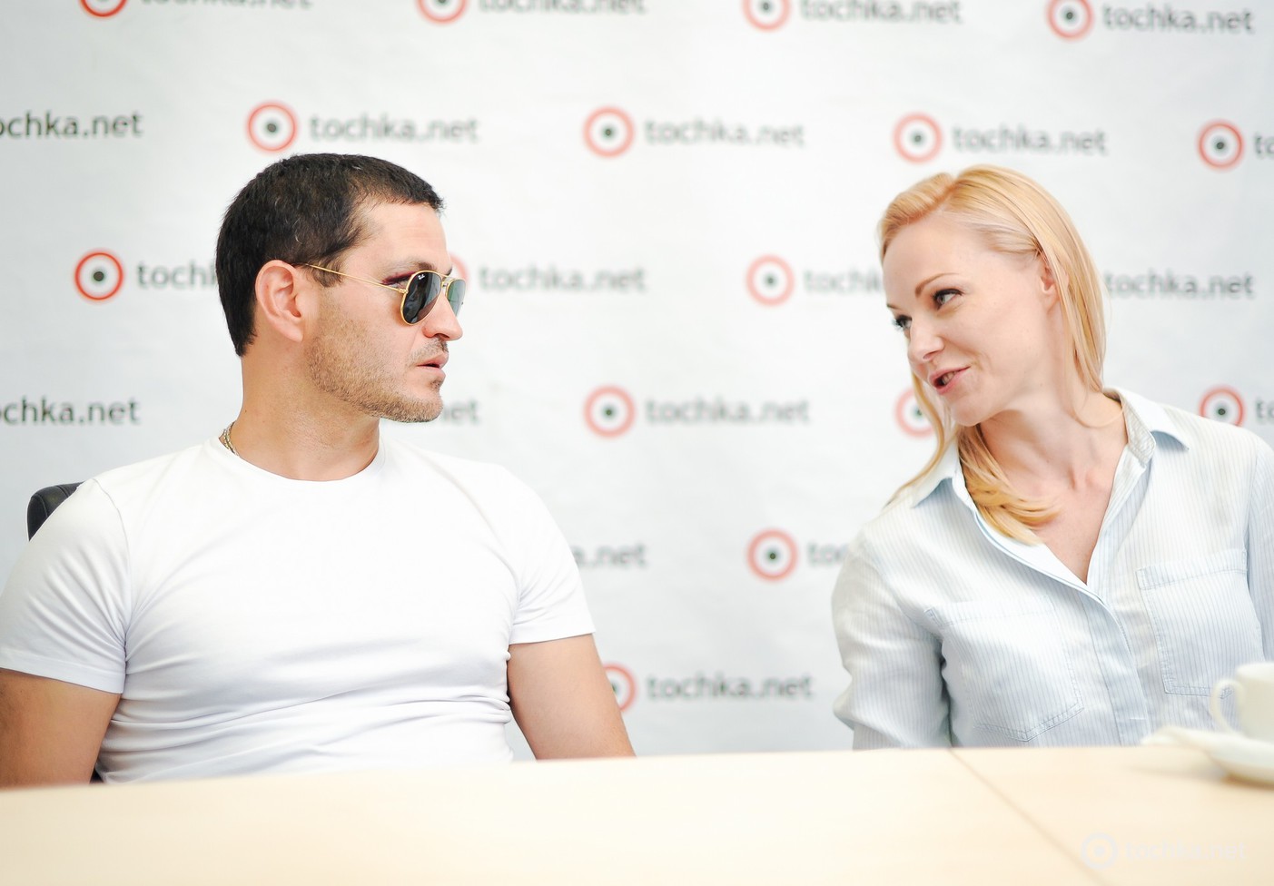 Дар'я Трегубова та Ахтем Сейтаблаєв в гостях у tochka.net 