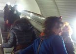 Бесстыжая девушка в метро
