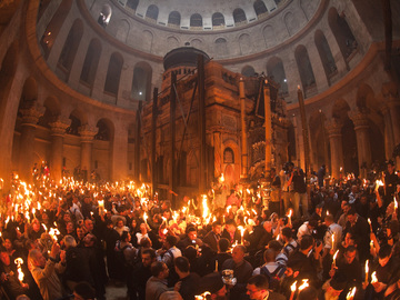 Великдень 2018: де дивитися сходження благодатного вогню