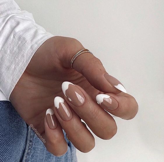 Модный французский маникюр 2020