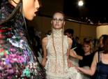 backstage показу Alexander McQueen