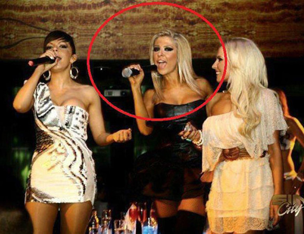 Всё нормально, я - блондинка!