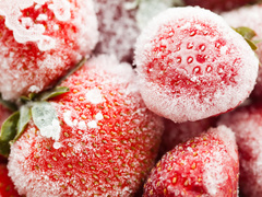 Как заморозить клубнику на зиму