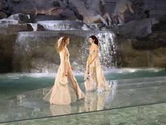 Показ Fendi Couture осінь-зима 2016/2017