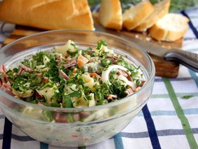 Низкокалорийный салат из тунца
