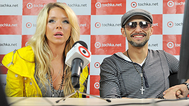 Девушка Блонда и Kishe