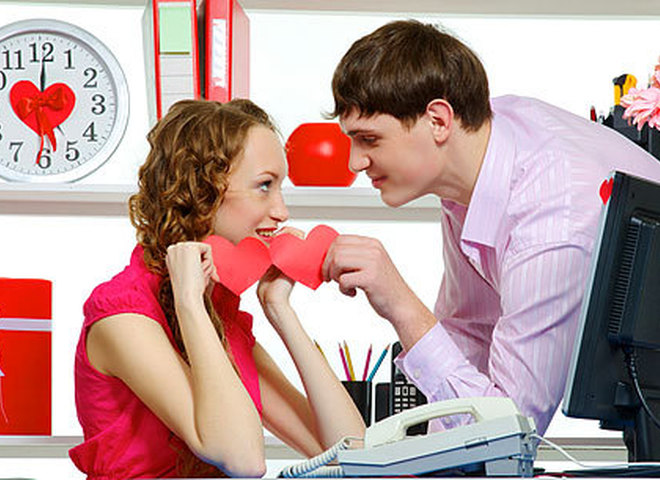 Служебный роман