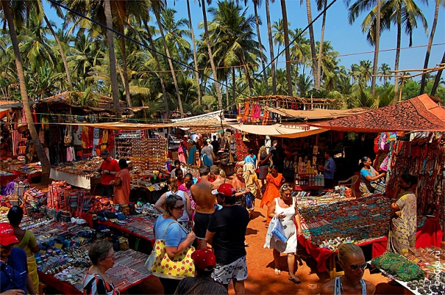 Индийские базары: рынок в Анджуне, Гоа