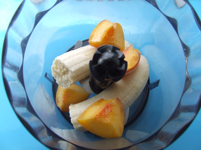 Освежающий персиковый сорбет с бананами и медом. Конкурсный рецепт.