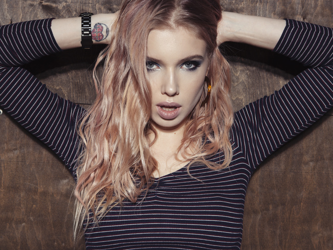 Певица и звезда Playboy дала эксклюзивное интервью для tochka.net