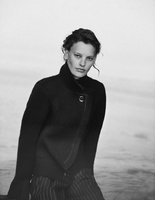 Кращі традиції 90-х в рекламі Giorgio Armani