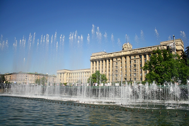 5 крупнейших городских площадей в мире: Московская площадь, Санкт-Петербург, Россия