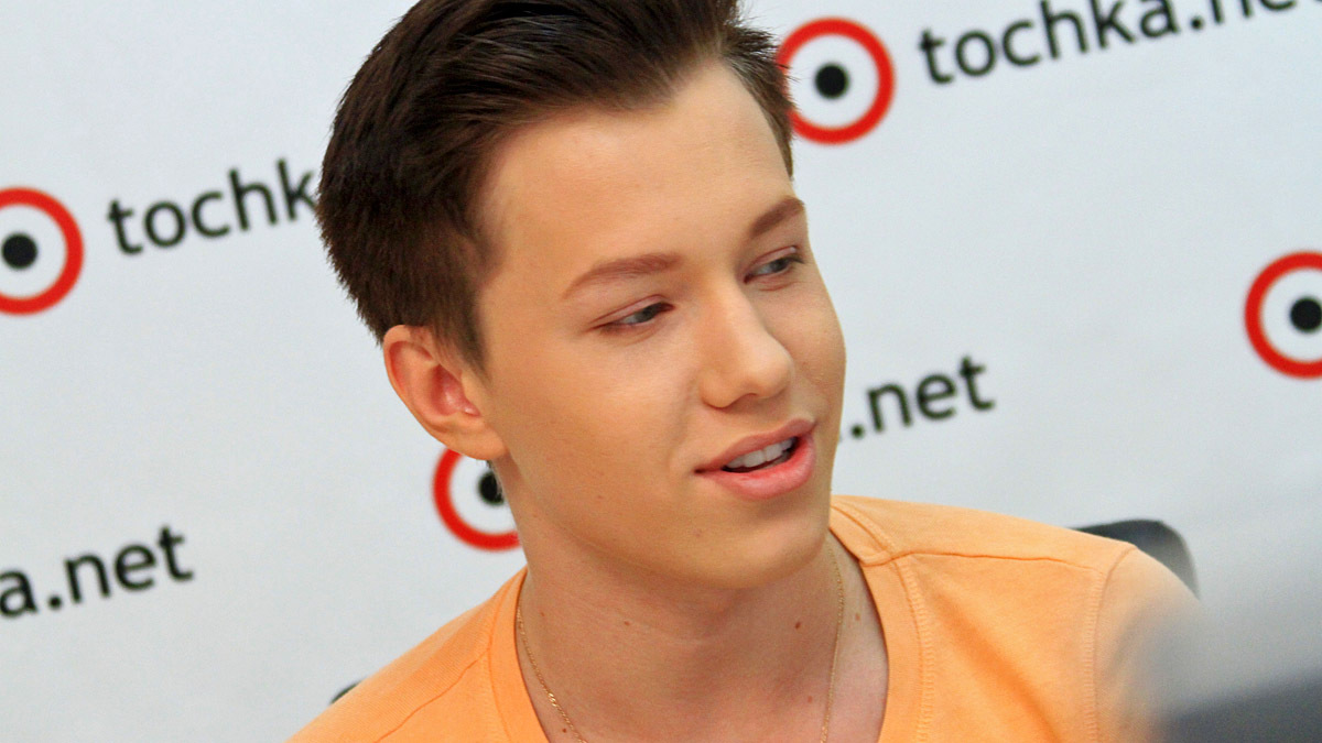 Владислав Курасов