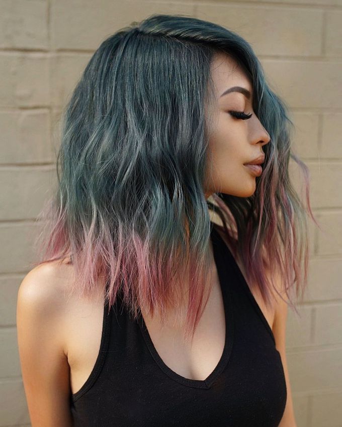 Яскраві кольори волосся — модне фарбування 2021