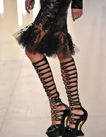 Тренды 2014: С чем носить летние сапоги Тренды 2014: С чем носить летние сапоги