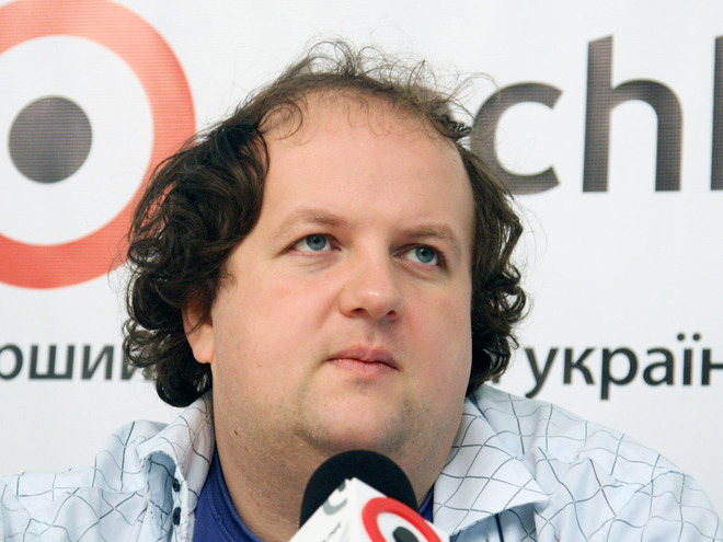 группа Тик, Виктор Бронюк