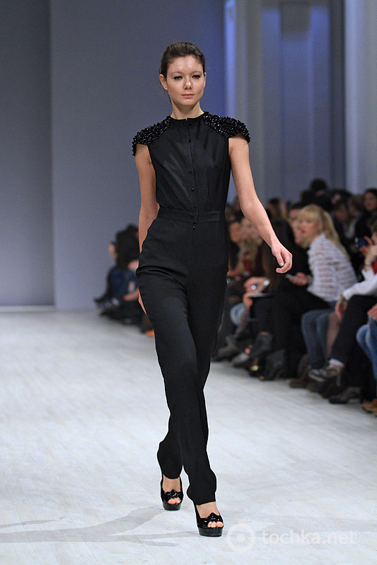 Показ Elena BURBA