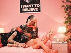 "Терпи": гендерна диктатура в новому кліпі Da-Sha Project