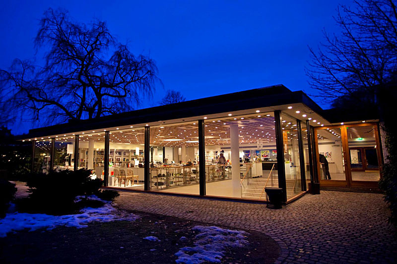 Лучшие музеи Скандинавии: Музей современного искусства «Луизиана», Хумбелек, Дания