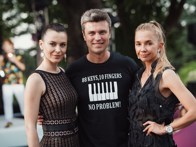 Киевская Точка G: On I Ona впервые создали иммерсивное шоу в ботсаду