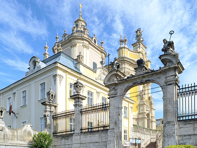 Святі місця України: ТОП-7 найбільших католицьких храмів