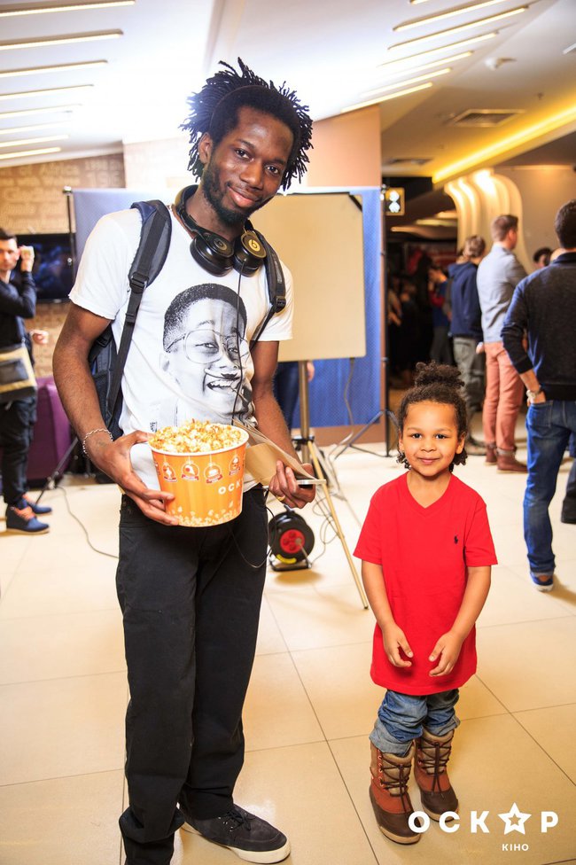 Бэтмен против Супермена премьера