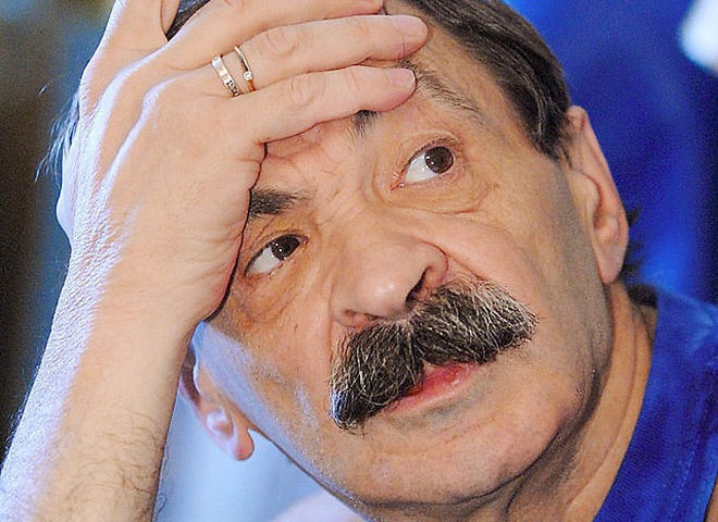 Илью Олейникова похоронили