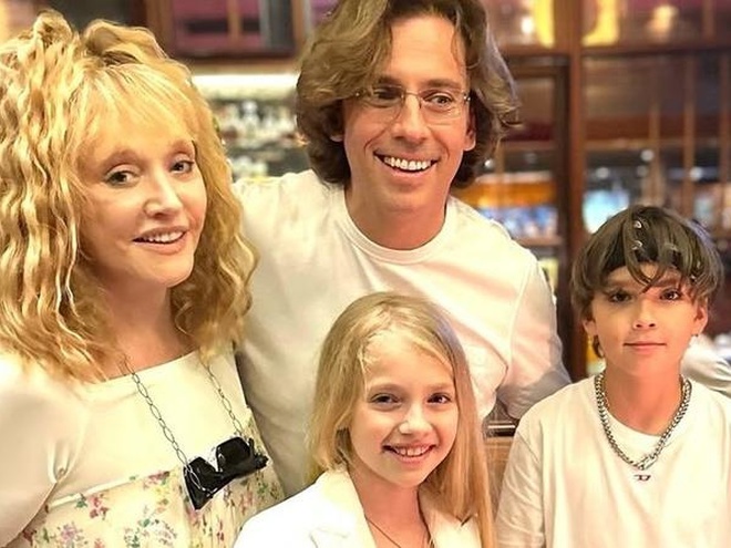 Галкін замилував відео, на якому співає з донькою від Пугачової