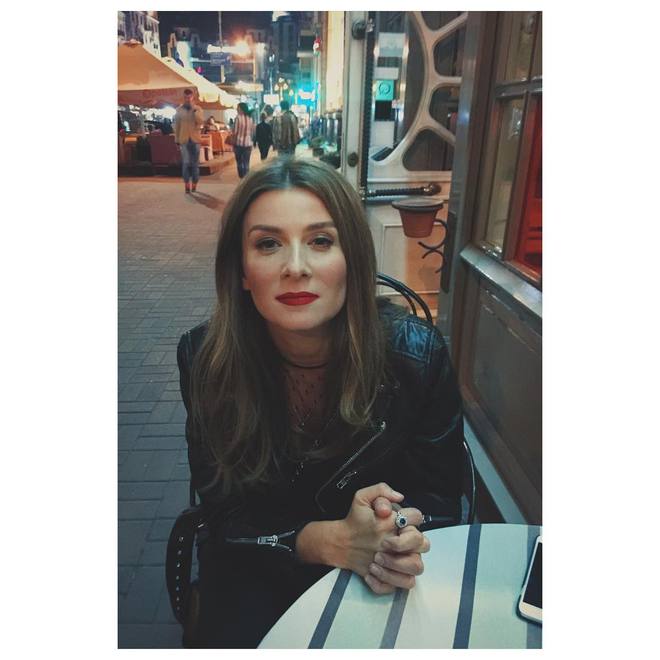 Жанна Бадоєва у весільній сукні