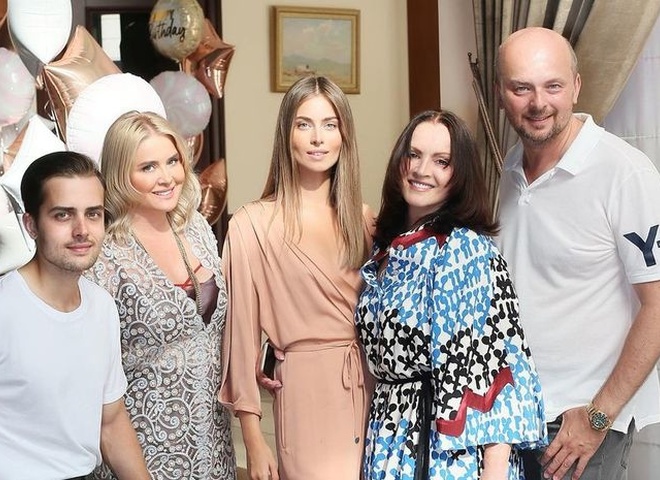 Софія Ротару святкує 77-річчя: як співачку привітала її родина