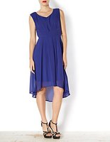 В чем встречать Новый год: синие платья