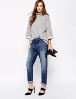 Образ дня: Джессика Альба в Rialto Jeans Project