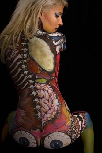 Эротичный бодиарт