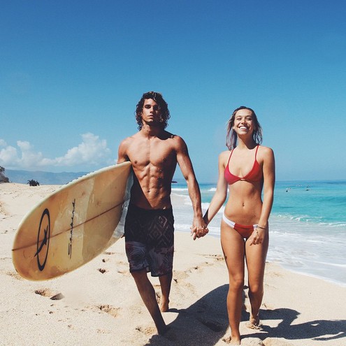 JAY ALVARREZ